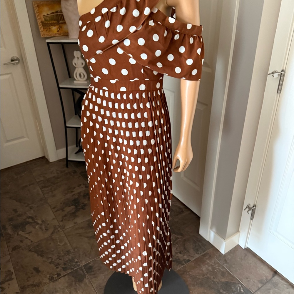 PrettyLittleThing Brown One Shoulder Puff Sleeve Sundress